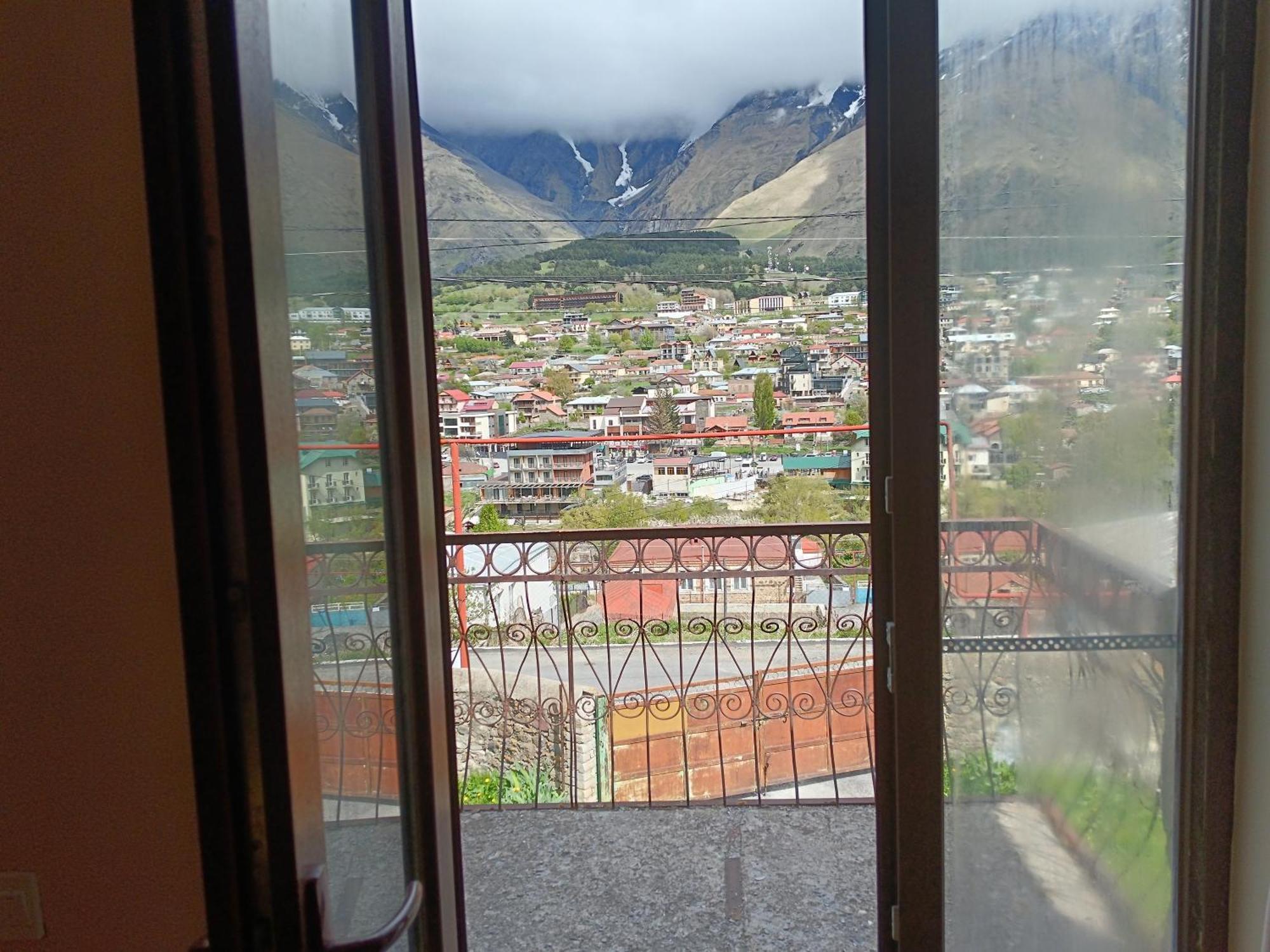 Belas Guesthouse Kazbegi Zimmer foto